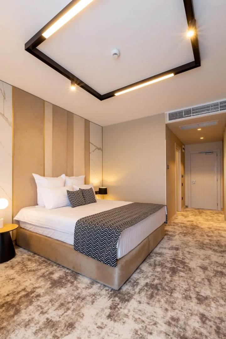 Отель Lupa by Bueno