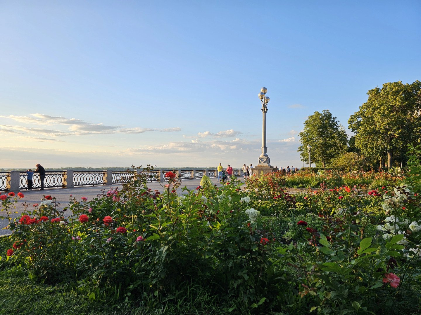 Апартаменты в Центре Города недалеко от Набережной от компании v-Gosti