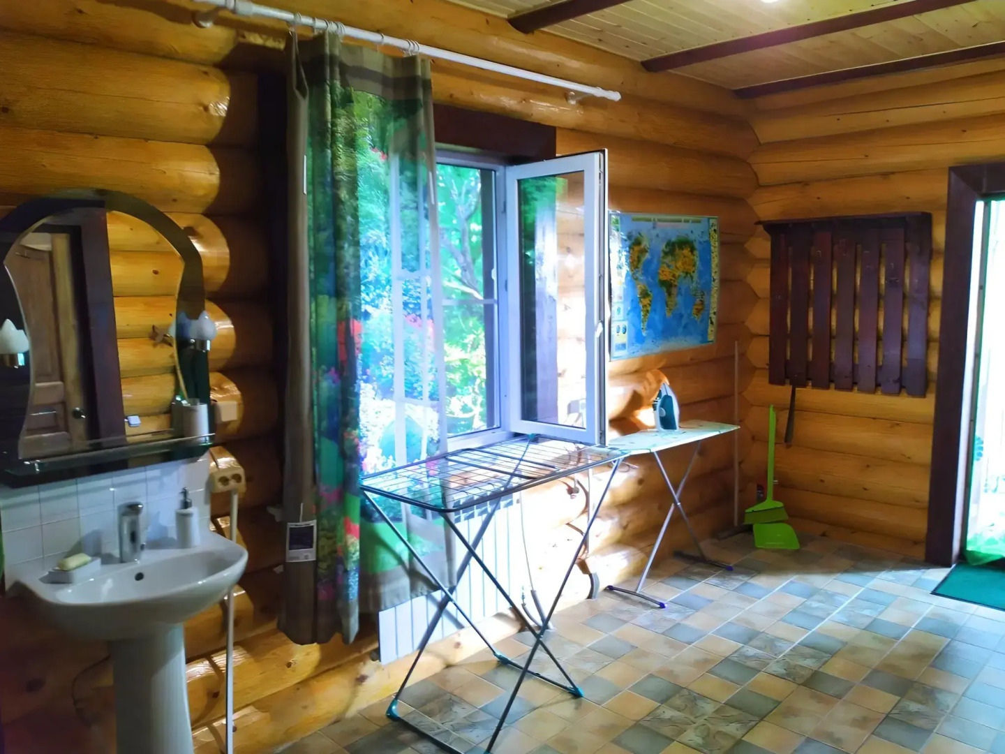 Гостевой Дом Бревенчатый