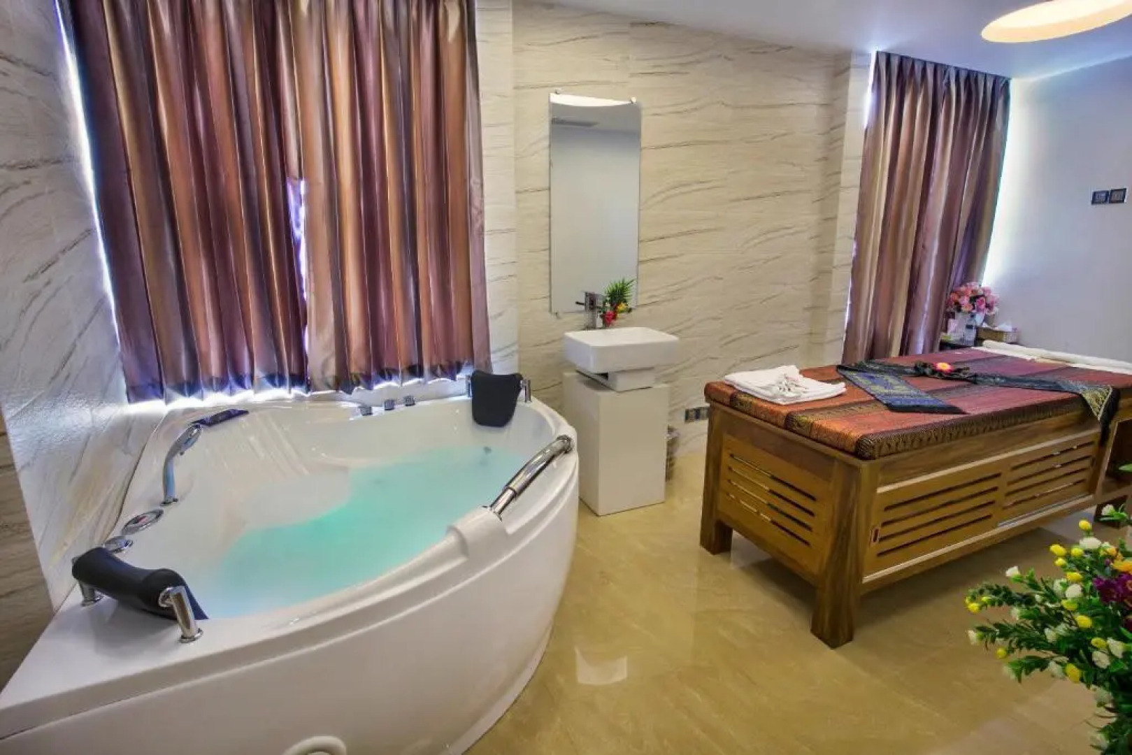 FARS Hotel & Resorts