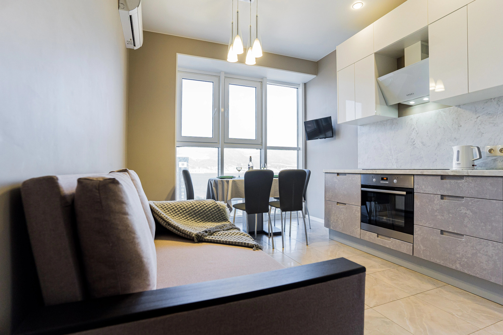 Апартаменты Класса Люкс с Панорамными Окнами