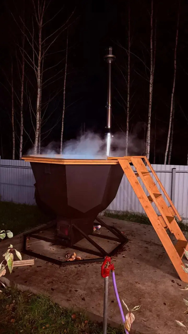 Частный дом с новым дизайнерским ремонтом и мебелью