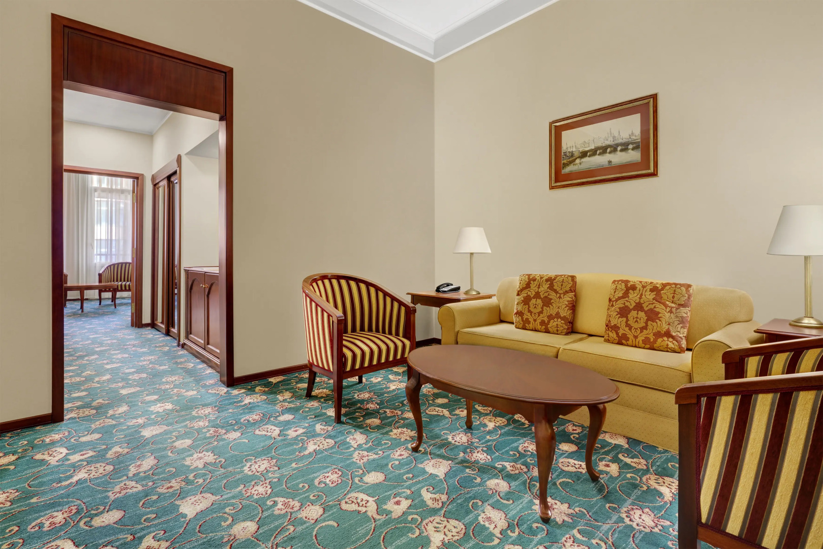 Отель Сафмар Тверская Москва (бывший Марриотт Тверская)