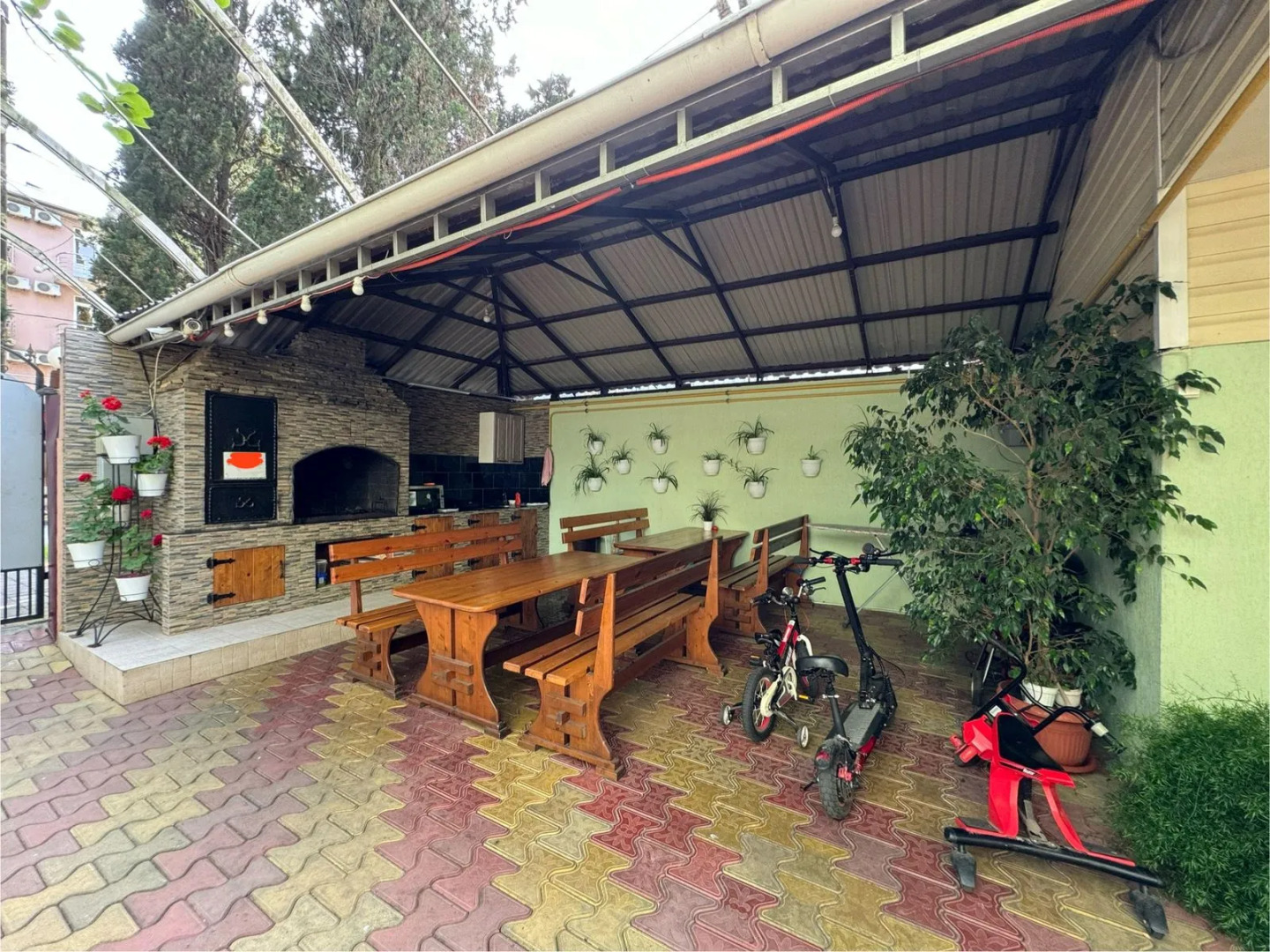 Отель Тростник