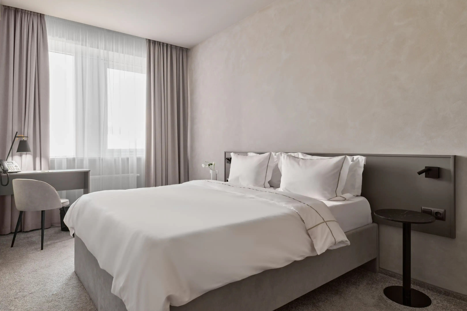 Отель SLIDE Bleisure & MICE