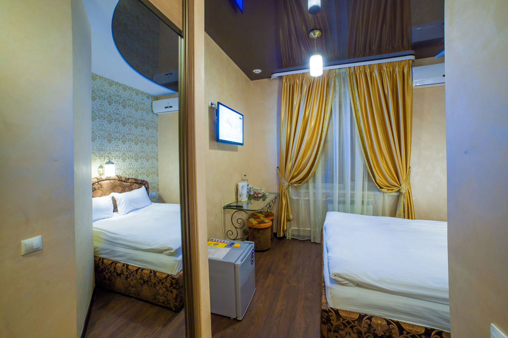 Отель Халиф