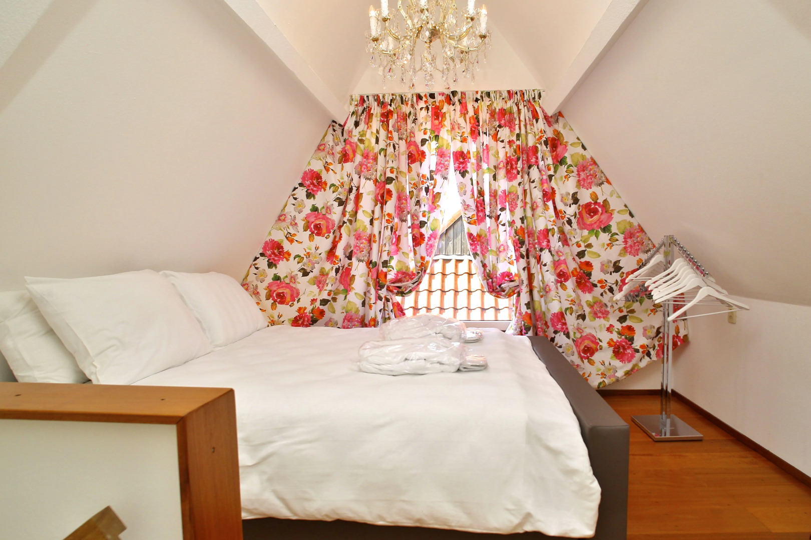 Апартаменты Luxury Apartments Delft Suites