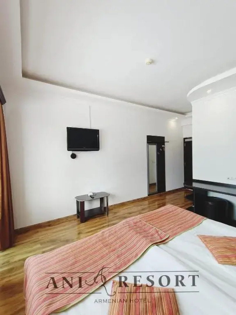 Курортный отель Ani