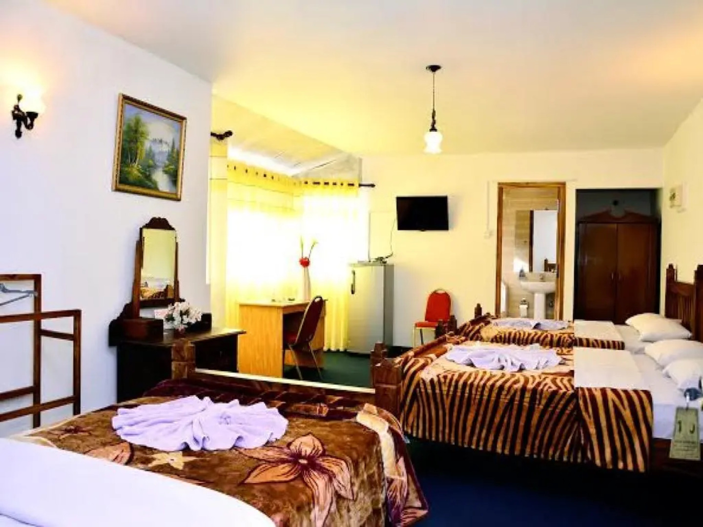 Отель New Tour Inn