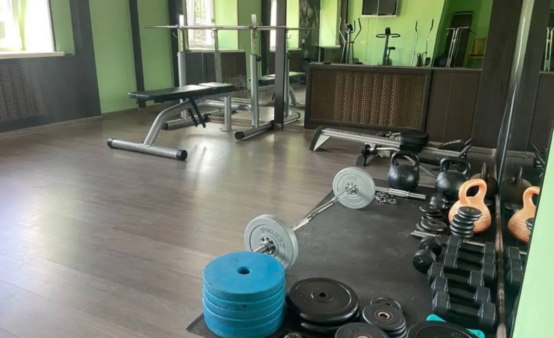 Апартаменты Эль Апарт на Содружества 66/110