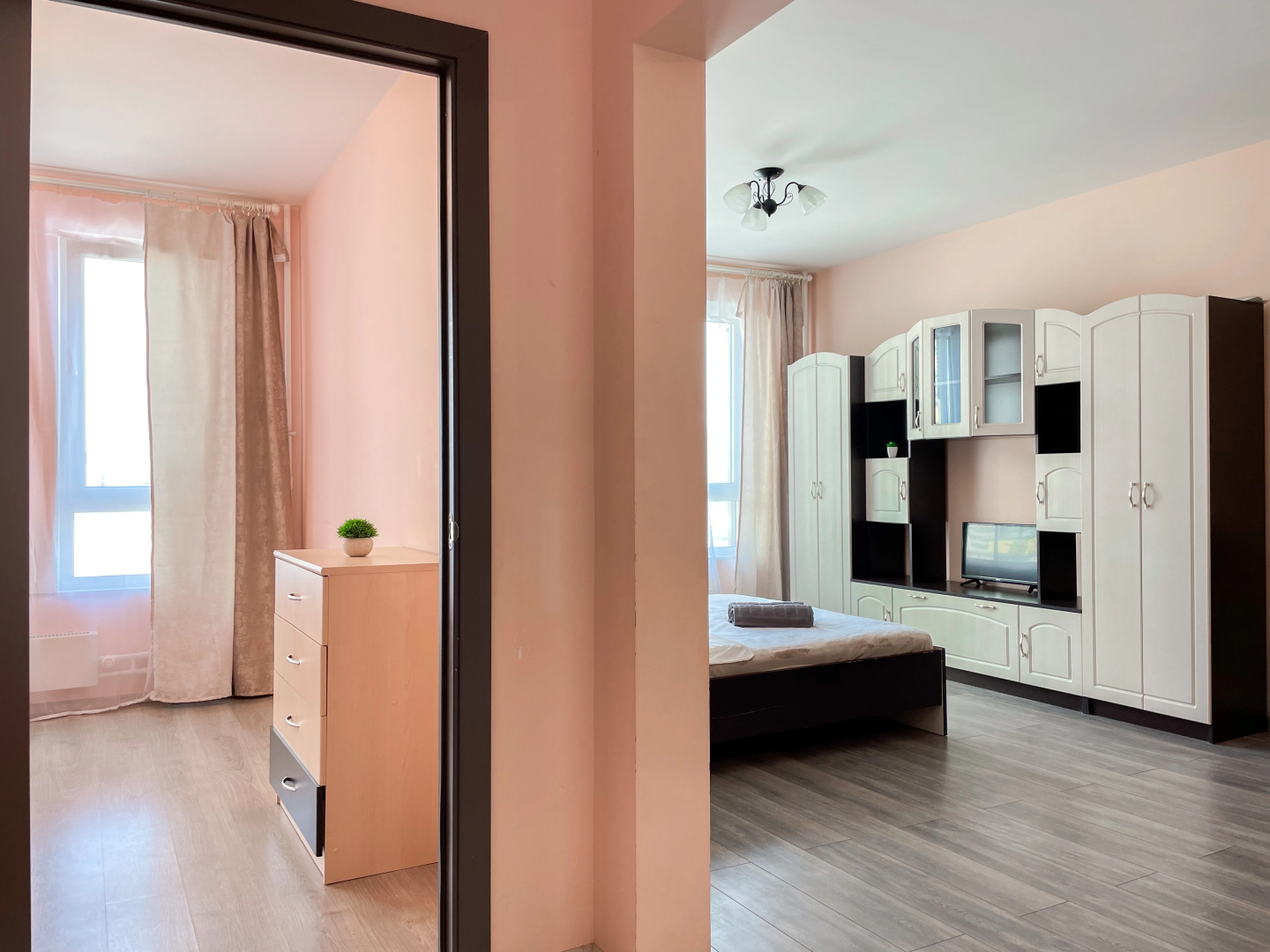 Апартаменты двухкомнатные RELAX APART – Молодёжная 61