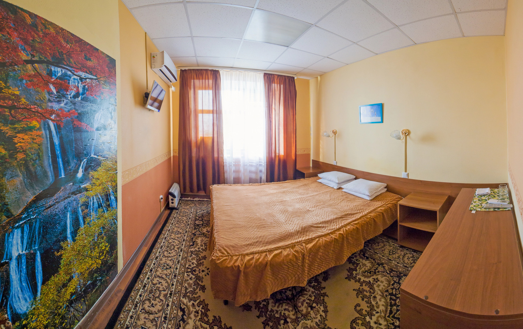 Отель Абсолют