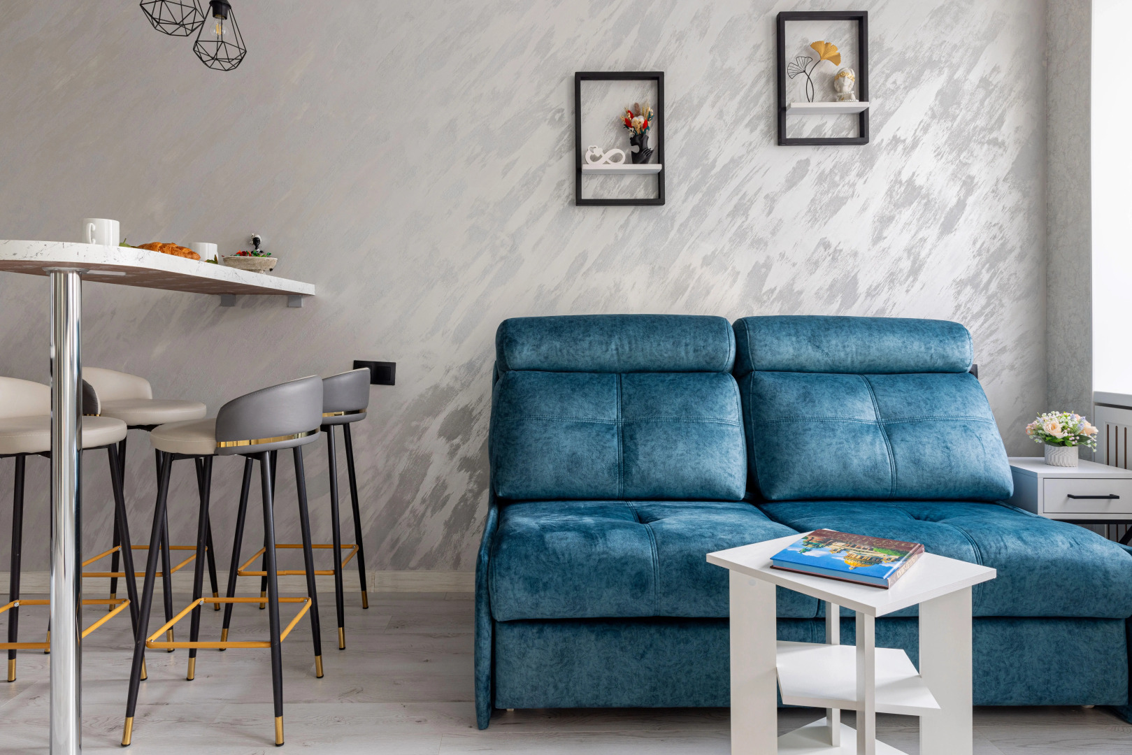 Квартира Дизайнерская Grey Room у Невского проспекта