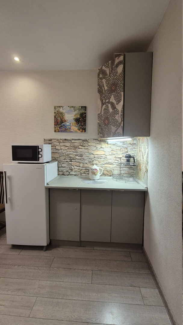 Квартира-студия с балконом на Синельникова 1