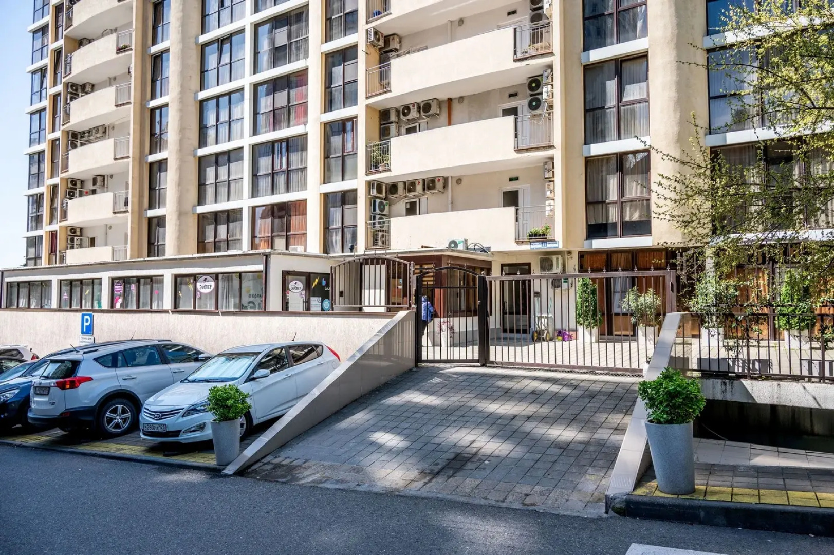 Апартаменты в Центре Города на Войкова 27