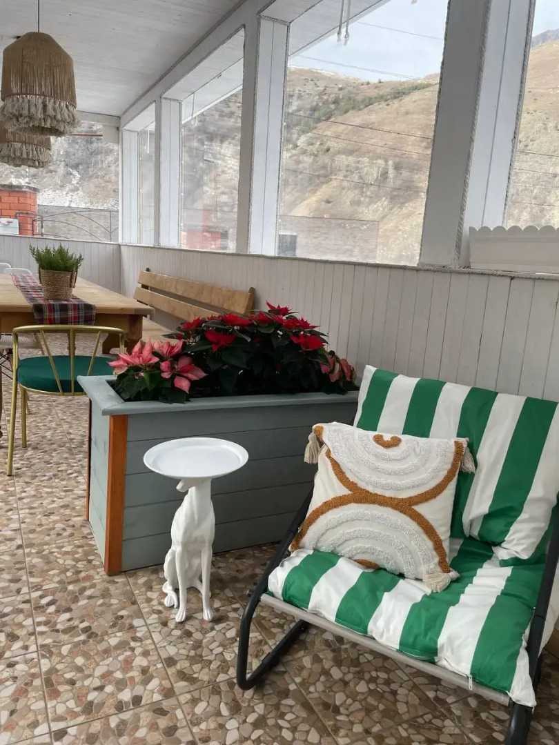 Частный дом с Бассейном у Леса