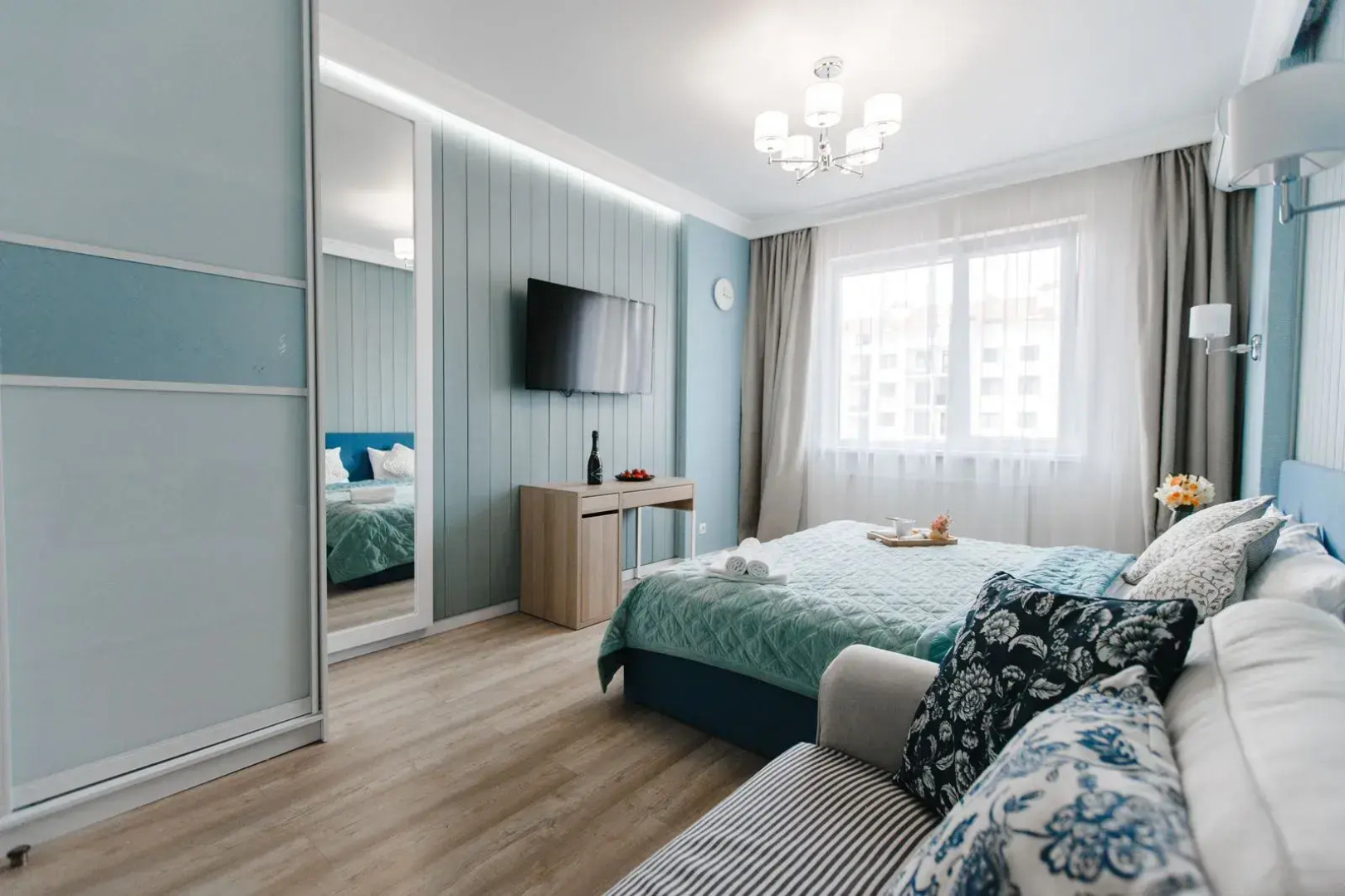 Квартира Геленджик ЖК Изумрудный 2-к 70 кв.м.