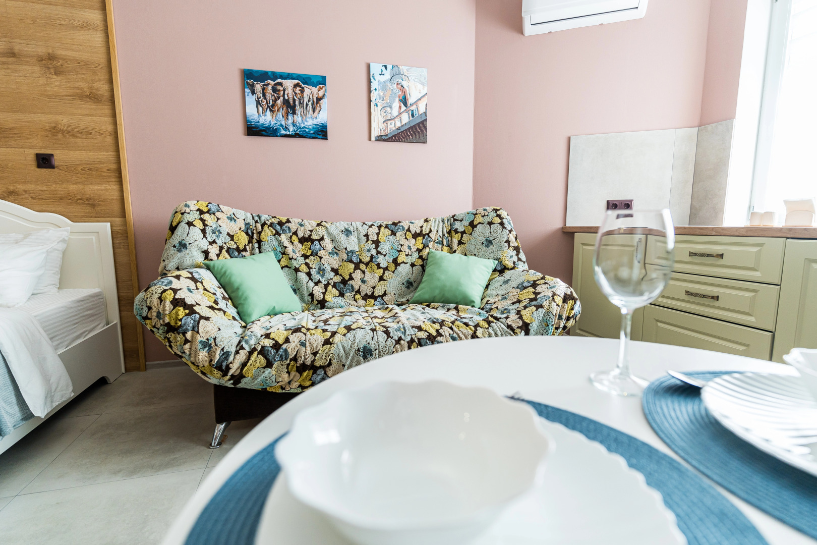 Апартаменты на Вербовой от LetoApart