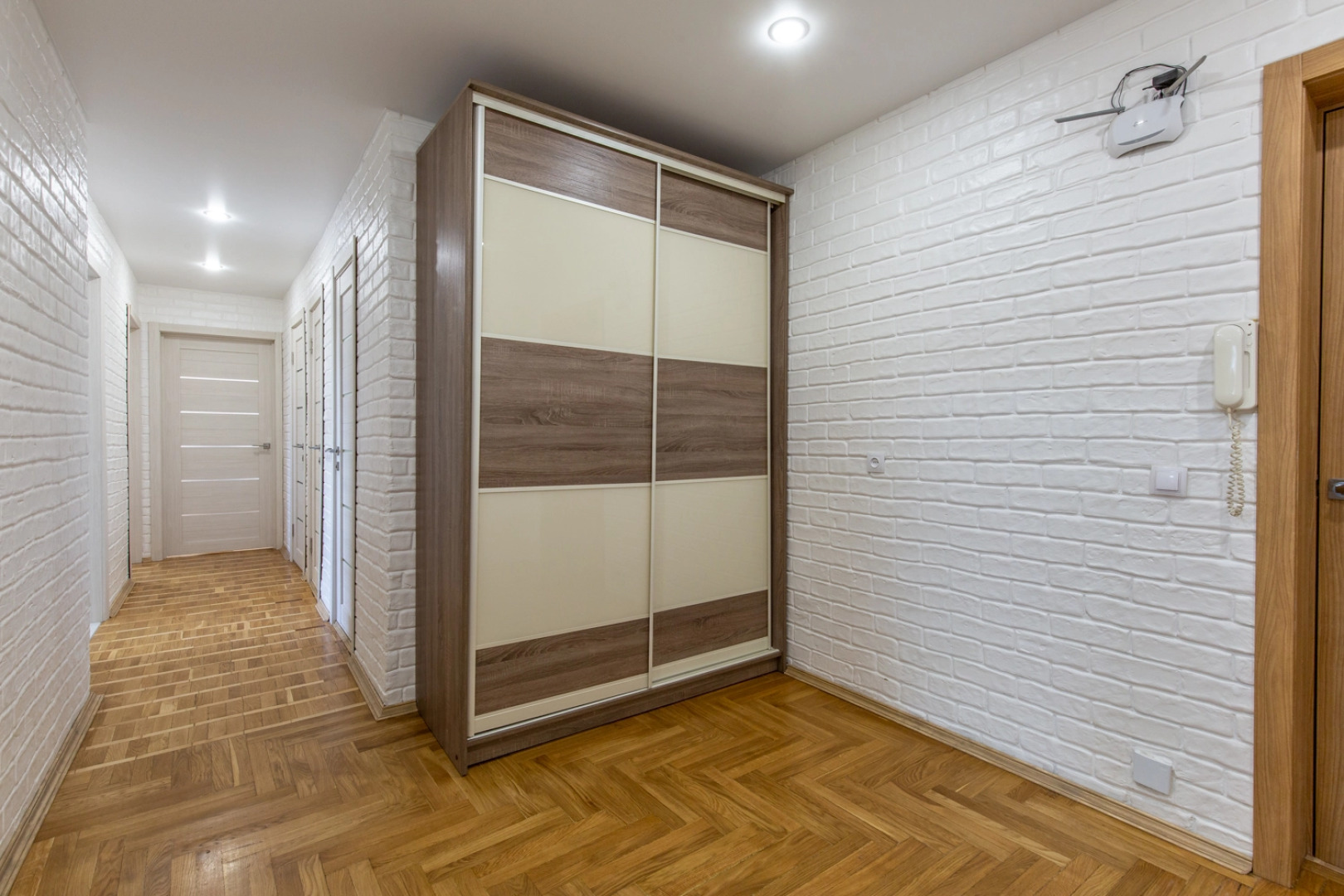 Апартаменты Трехкомнатные "Ладгорна" на Победителей