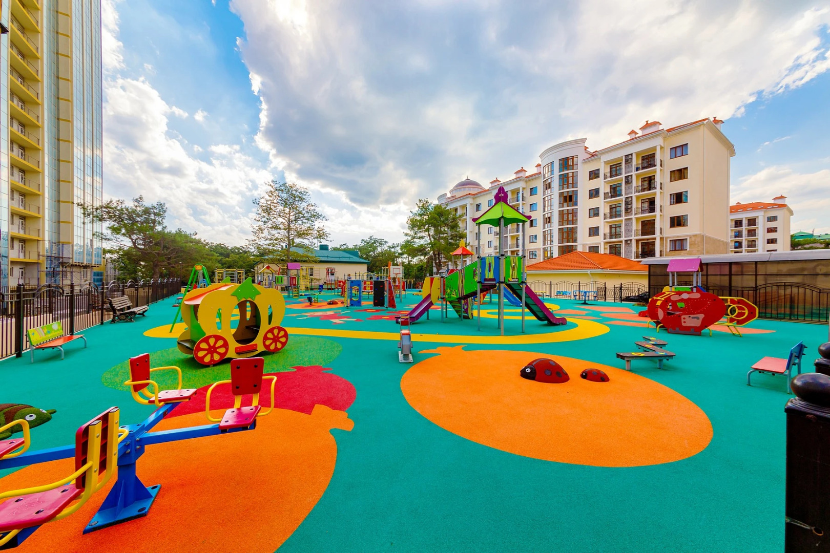 Апартаменты Люкс с большой ванной и видом на горы Sea Breeze & SPA