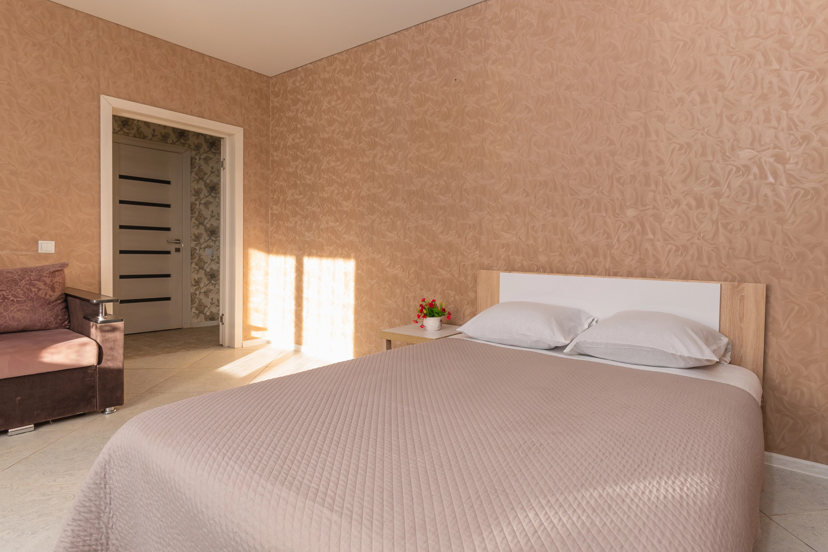 Апартаменты LikeHome на Салмышской