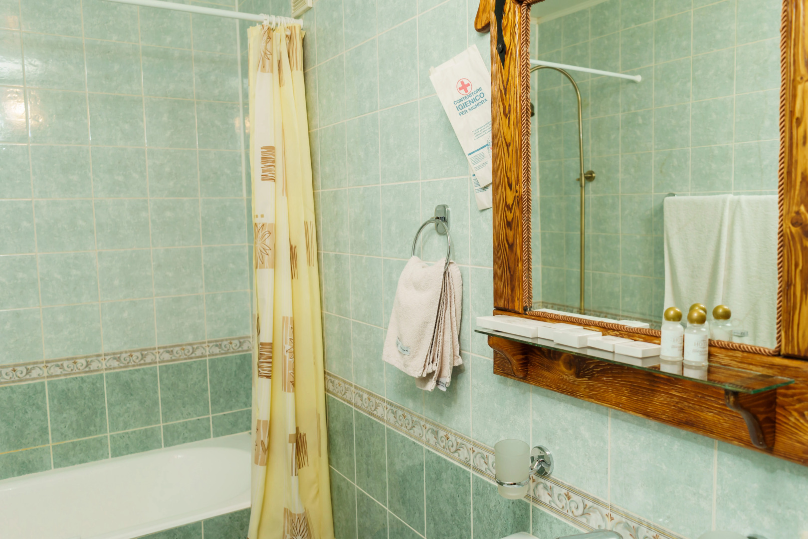 Мини-Отель 1-й квартал 206