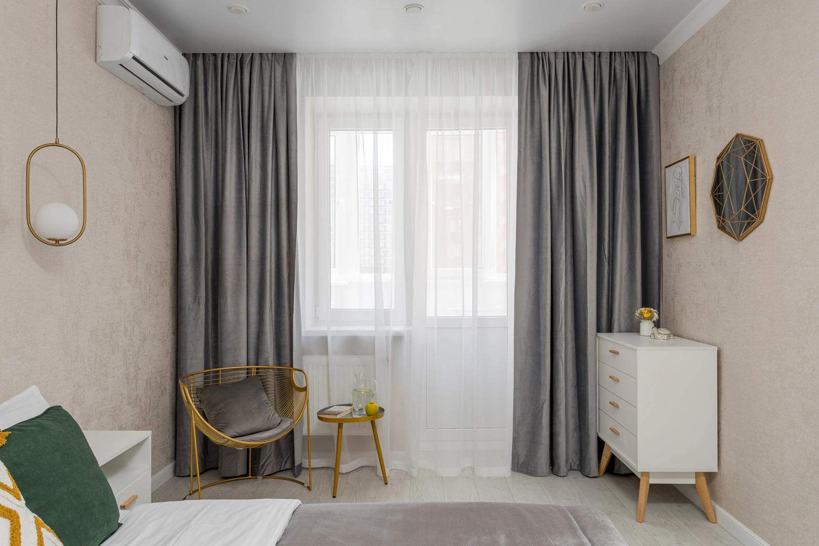 Апартаменты LikeHome Изумрудные Вблизи Парка Галицкого