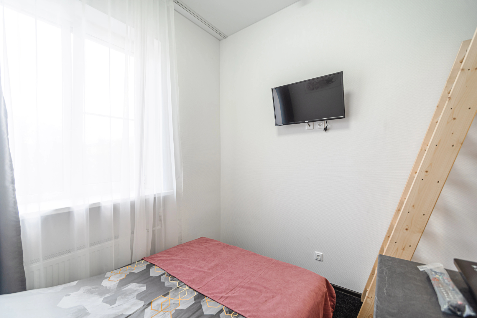 Апарт-отель Нижний Ораниенбаум (306)