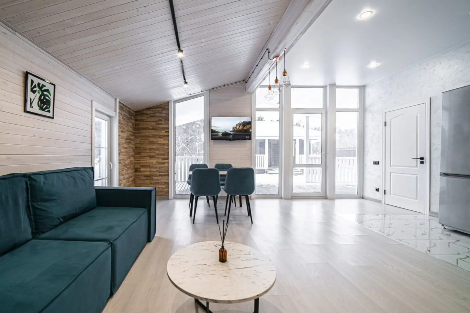 Частный дом в посёлке Запорожском Приозерского района