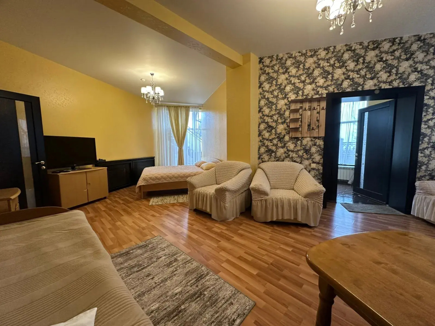 Отель Подлеморье