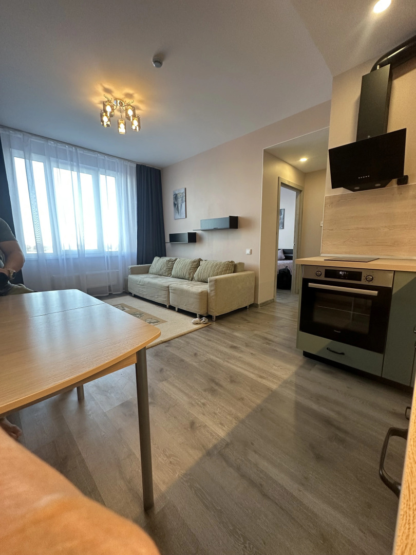 Апартаменты 817 на проспекте Витебский 99стр1/1