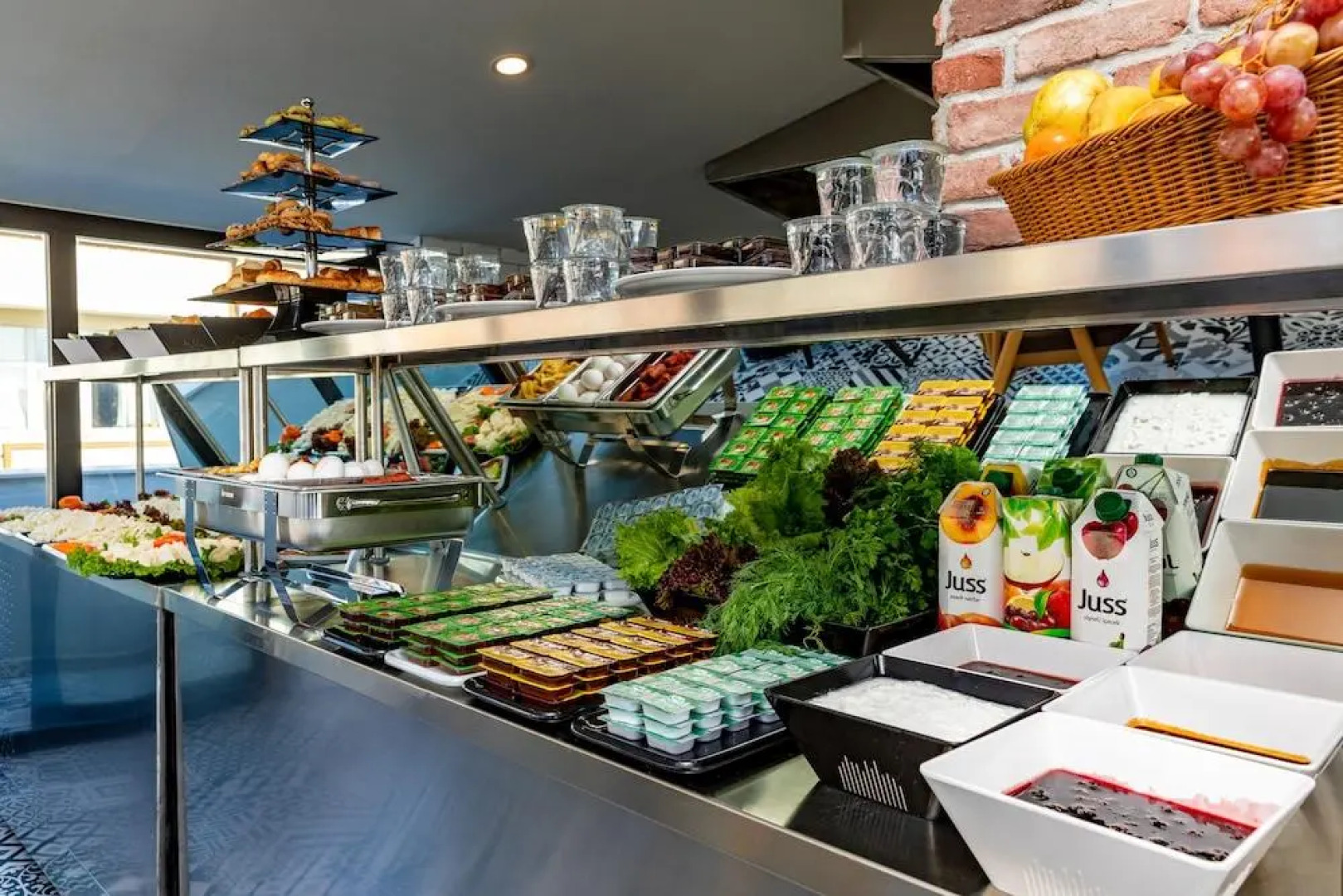 Отель Interstar