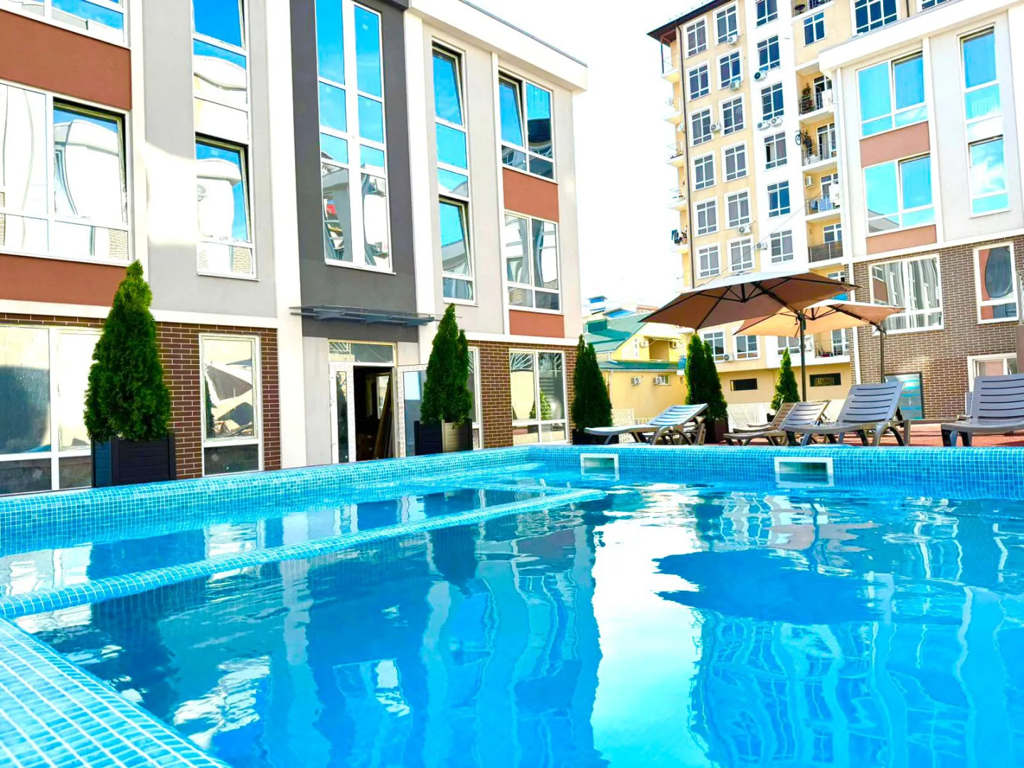 Квартира Изумрудная 38/1