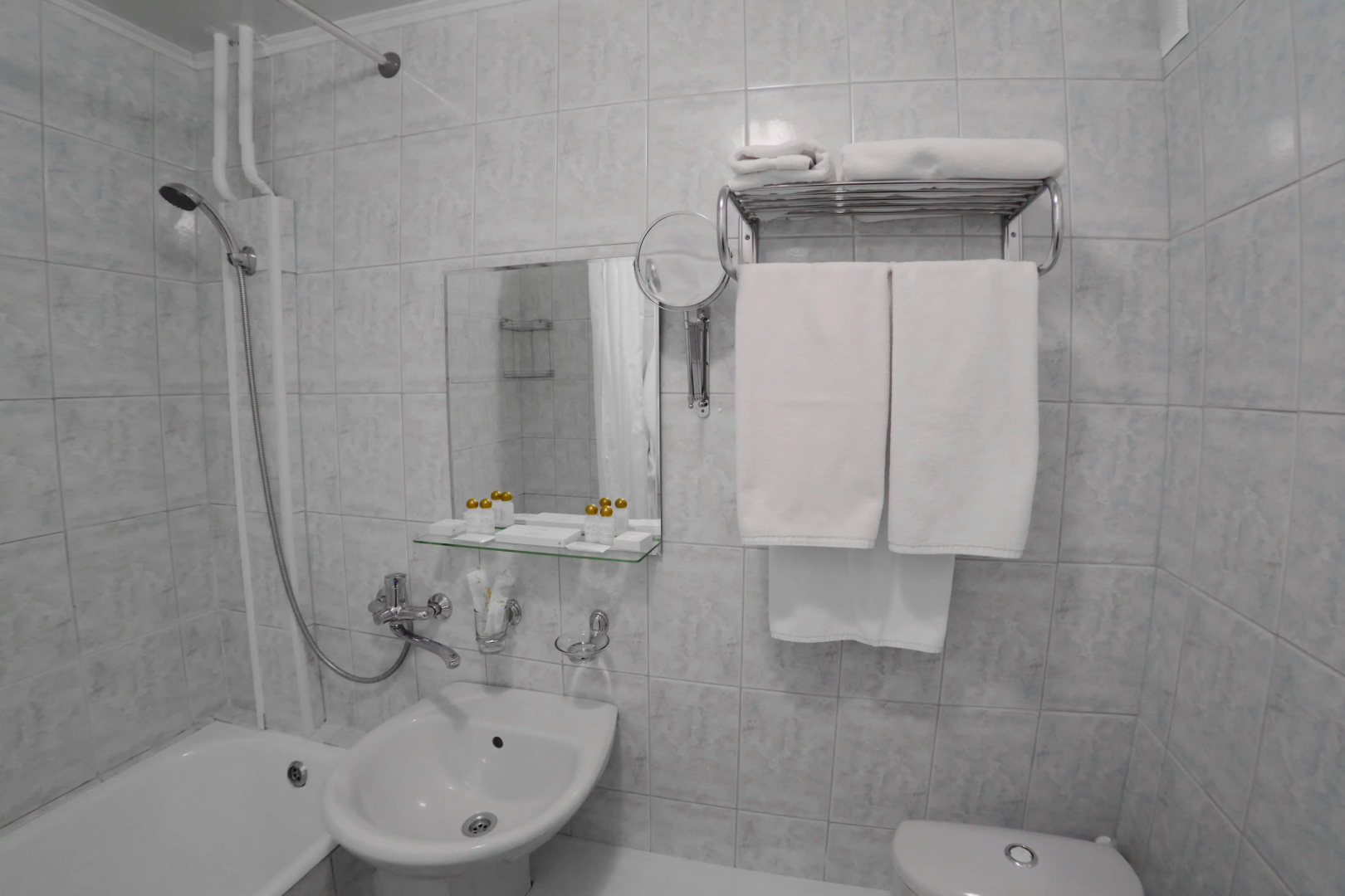 Гостиница Колос
