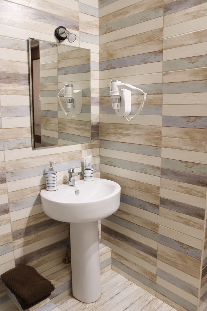 Gostevoj Dom Malen'kij Parizh