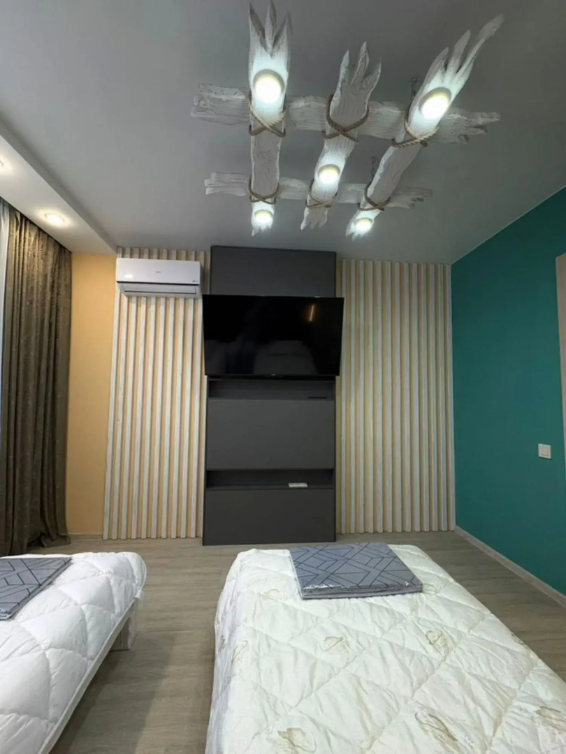 Квартира На Паровозной 15 (6а)