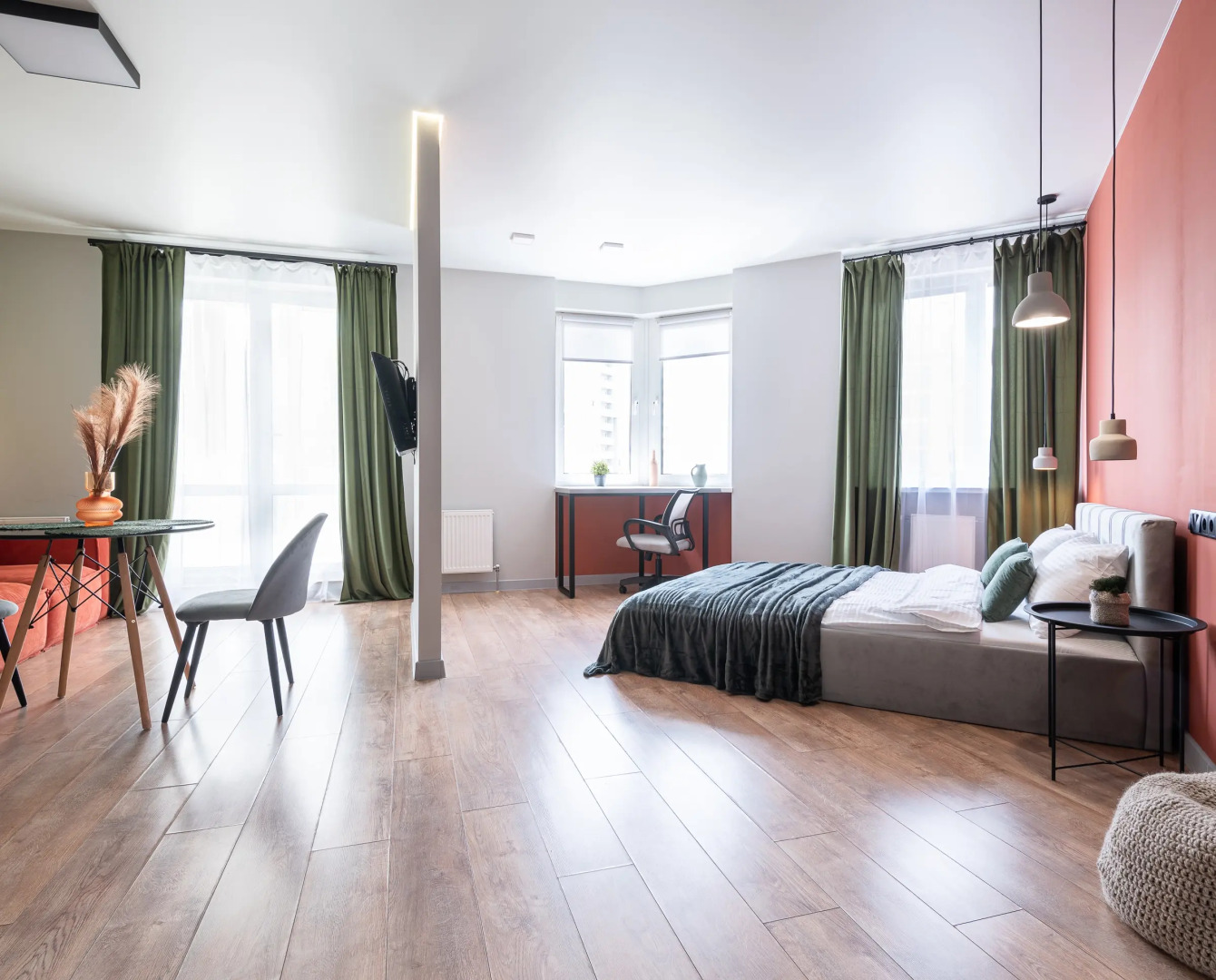 Квартира студия на сутки Центр Метро рядом Самозаселение Кондиционер Wi-Fi