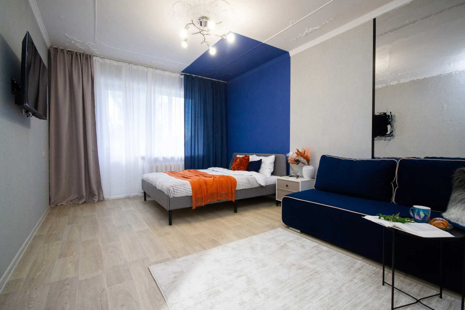 Квартира Питерский ART