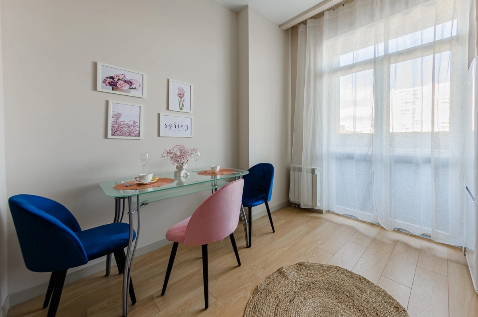 Двухкомнатные апартаменты Профсоюзная 128а