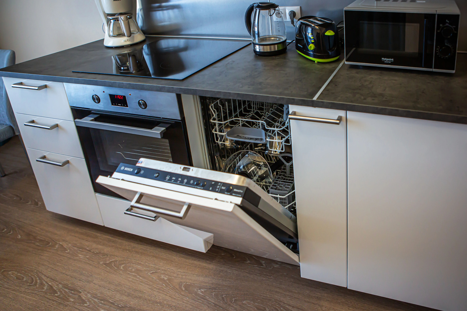 Апартаменты 2-х комнатные Luxe du Soleil на Пионерском проспекте