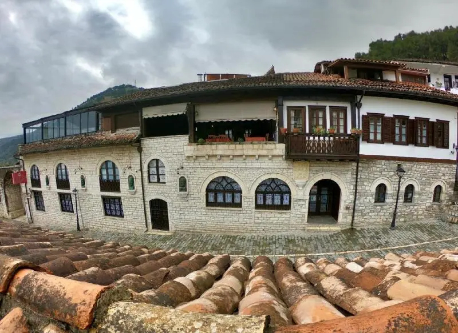 Отель Mangalemi