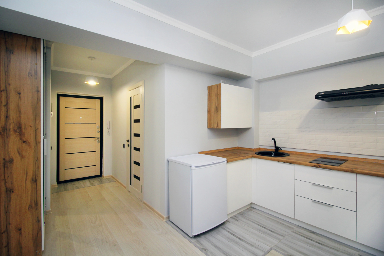 Апартаменты Тулебаева 49