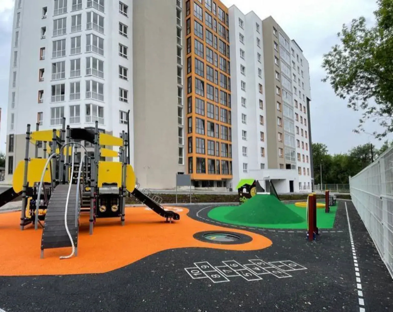 Квартира на Клары Цеткин 35