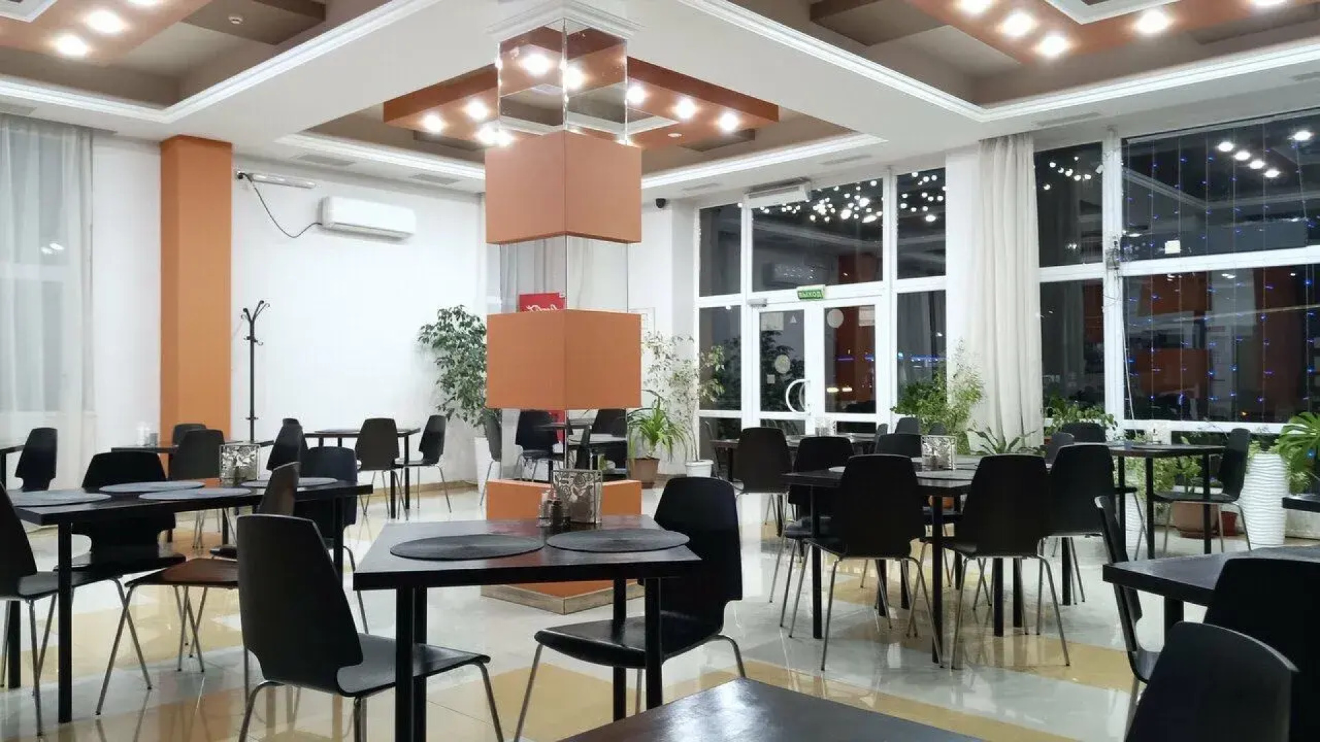 Гостиница Дубрава