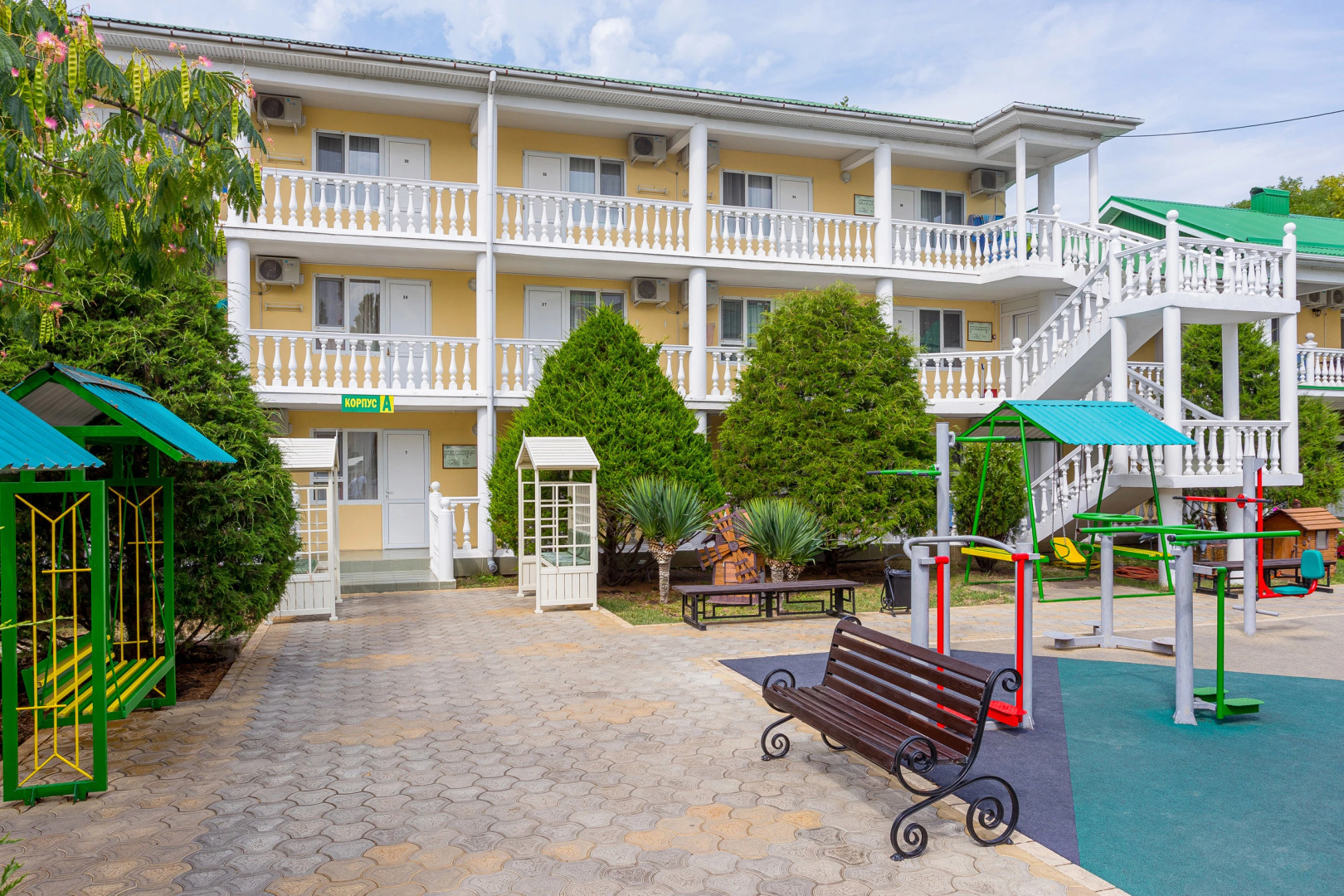 Пансионат Русич