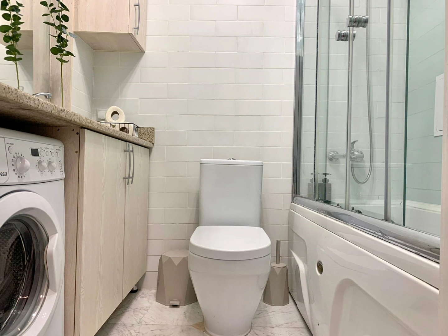 Апартаменты студия Фрида Кало в центре города Алматы