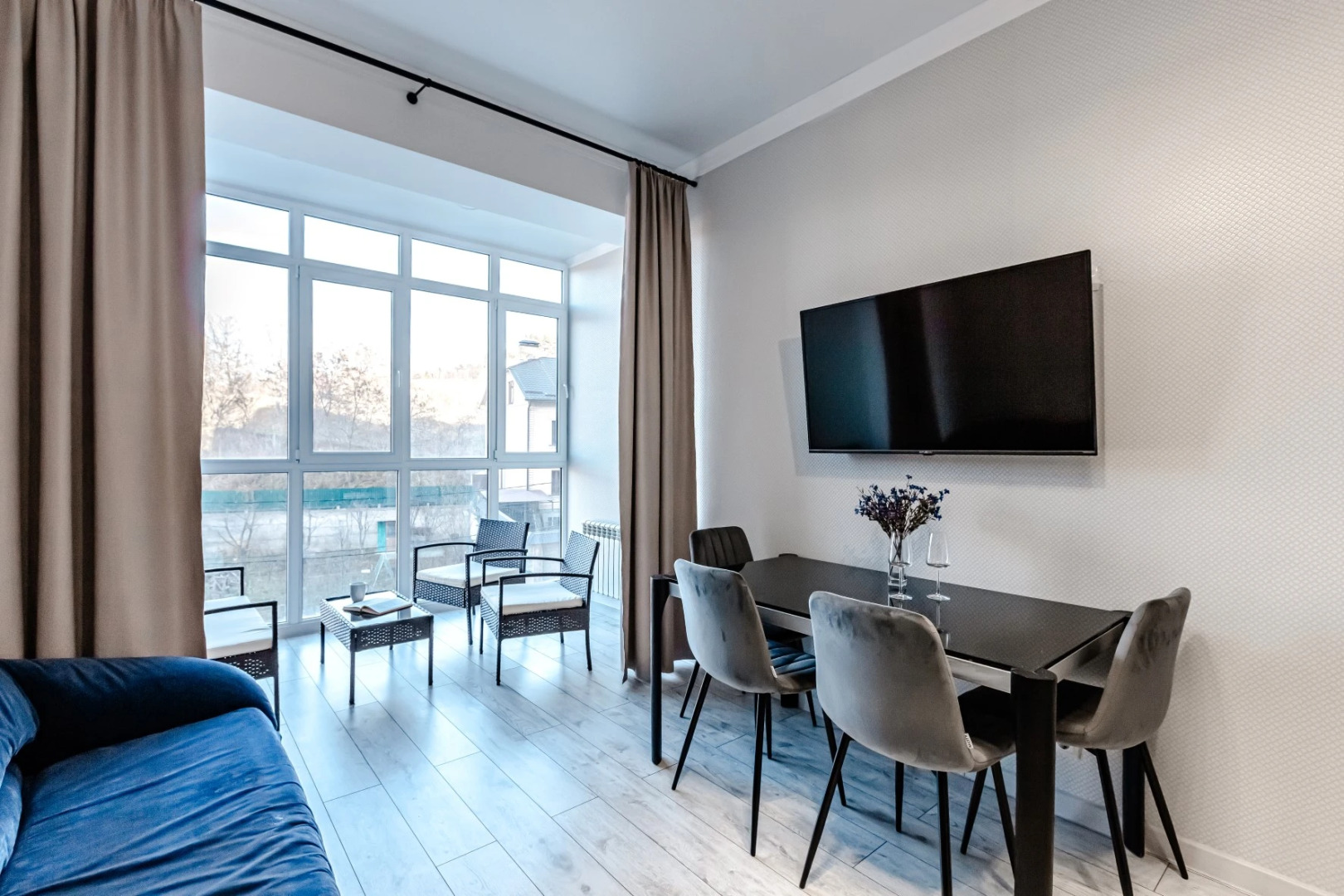 Апартаменты Фиалка от Ирины Савельевой + В курортной зоне + У входа в парк + Рядом Долина роз и Красное солнышко