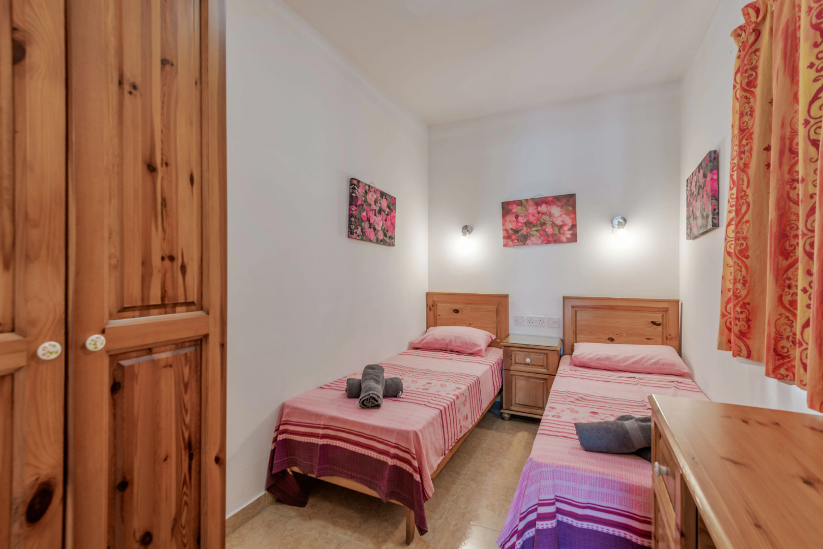 Апартаменты Harbour Lights