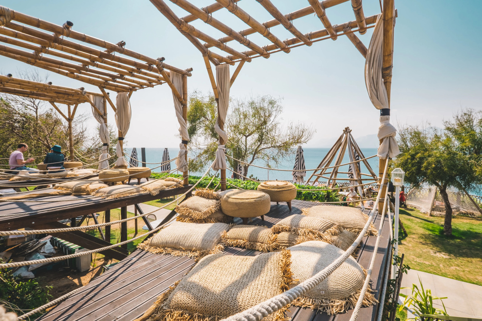 Отель Lucky Monkey