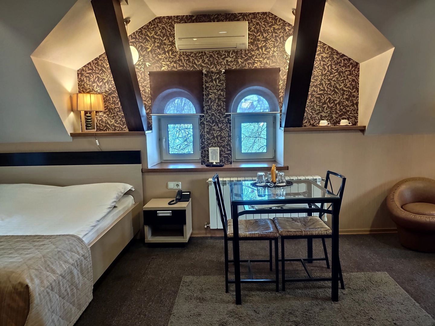 Отель Домино